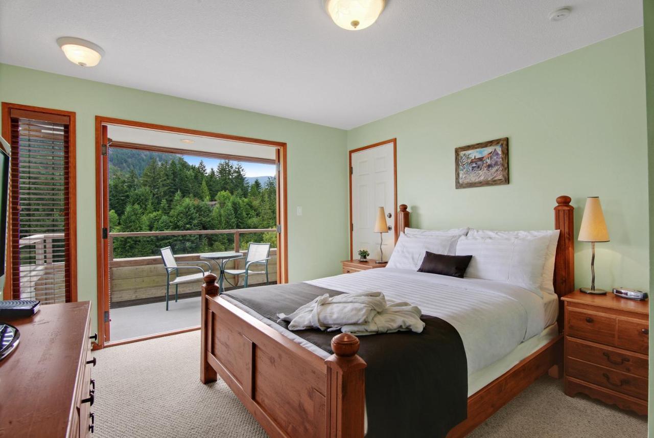 Madeira Park Sunshine Coast Resort מראה חיצוני תמונה