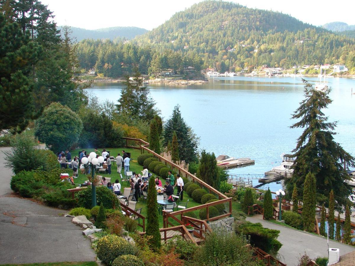 Madeira Park Sunshine Coast Resort מראה חיצוני תמונה